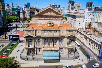El Teatro Colón forma parte de las atracciones que se pueden encontrar en el barrio de San Nicolás