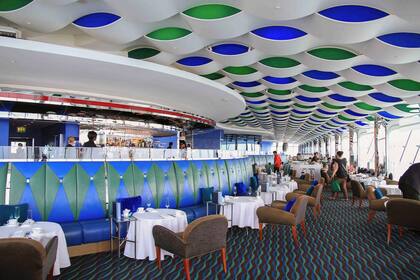 El restaurante Al Muntaha, con soberbia vista desde el piso 27.