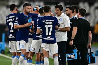 Errores en los goles de Botafogo y noche fatal de Cambeses: Racing se desmorona y tiene un pie afuera de la Copa