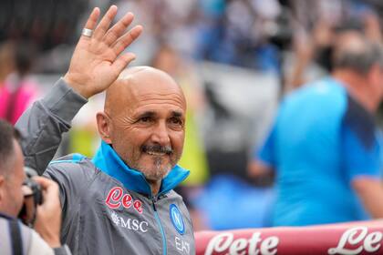 El técnico Luciano Spalletti, hoy en el seleccionado italiano, es otro de los nominados para quedarse con el premio The Best al mejor entrenador