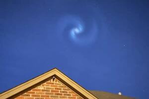 El Telescopio Subaru captó impactantes imágenes de un misterioso remolino sobre el cielo de Hawái