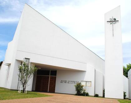 El templo de San Antonio, de Gualeguaychú, perteneciente a la Iglesia Evangélica del Río de la Plata, sufrió un ataque con inscripciones nazis