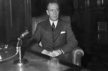 El teniente general Eduardo Lonardi, quien ejerció brevemente la presidencia tras la Revolución Libertadora