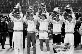 La pesadilla de Vilas en las canchas, los cracks que coparon el circuito y la desolación de una potencia