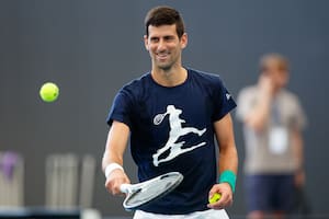 Novak Djokovic, a un año de ser deportado, con la mira en Australia: qué récord buscará en Melbourne