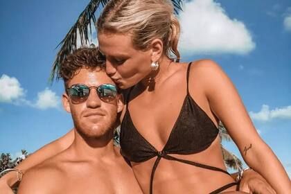 El Peque y Eugenia De Martino forman una de las parejas preferidas de las redes sociales. Crédito: Instagram