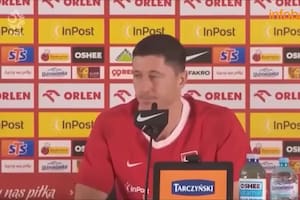 El tenso momento entre Lewandowski y un periodista argentino por una pregunta sobre Messi