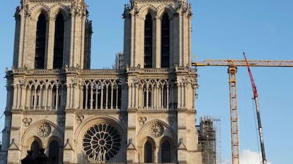 El tercer templo católico más visitado del mundo es la Catedral de Notre Dame, en París.
