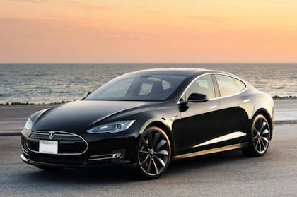 El Tesla Model S 2016.