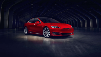 El Tesla S, el auto que conducía Brown con el piloto automático