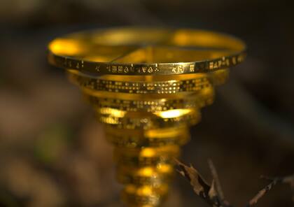 El tesoro contiene un código inscripto