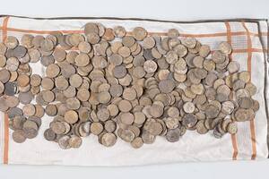 Encontró un tesoro del Imperio Romano de 2000 años y lo mantuvo oculto por ocho años