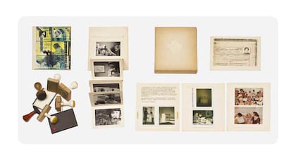 El tesoro original de Mamablanca-Grupo de Familia (1981), obra de Gutiérrez Marx perteneciente a la colección del Malba