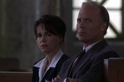 El thriller está protagonizado por Sally Field y Ed Harris (Foto: IMDb)