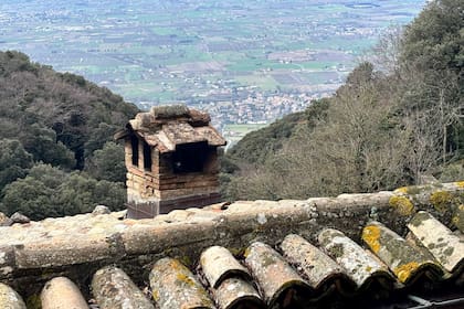 El tiempo no pasa por el monte Subiaso con el mismo ímpetu que en el resto del mundo