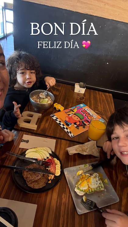 El tierno posteo de Juana Repetto con sus hijos: Tiberio y Belisario