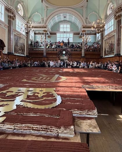 El tiramisú más largo del mundo midió 440,58 metros de largo