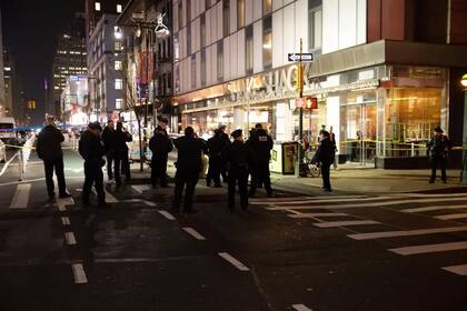 El tiroteo ocurrió frente uno de los restaurantes de la cadena de comida rápida Shake Shack