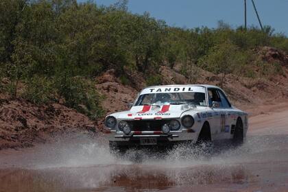 El Torino 380 de la dupla Peñalva-Quiroga, que resultaron cuartos en la General