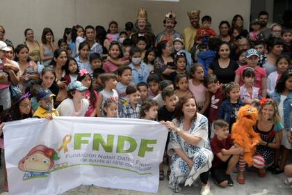 El total de lo recaudado durante la campaña "Ponete la camiseta" será destinado a la Fundación Natalí Dafne Flexer, a 1500 chicos por mes y a sus familias.