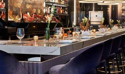 El “Tour del Caviar Russe” propone un viaje culinario de 11 platos centrados en el caviar, con ingredientes que elevan cada bocado a una experiencia de lujo (Fotografía de Food Story Media Ltd)