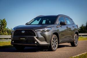 El Toyota Corolla Cross es uno de los pocos modelos del segmento que mantuvieron por ahora su valor