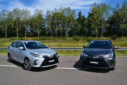 El Toyota Yaris 2022 en sus dos siluetas, hatchback y sedán