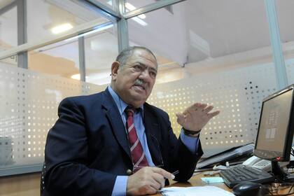 El trabajo de auditor de automotrices llevó a Nicolás Rizzo por varias provincias del norte, y de allí que actuara por varios clubes a un mismo tiempo, cuando el reglamento lo permitía.