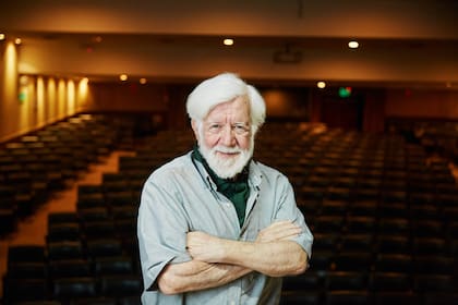 "El trabajo docente no es solamente cuando estás en la escuela sino también en tu casa. Soy director desde hace 14 años del Centro de Educación Agrario Número 25 de Maschwitz", cuenta