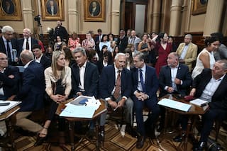 El Gobierno pide tratar la ficha limpia para bloquear el rechazo a Lijo y García-Mansilla