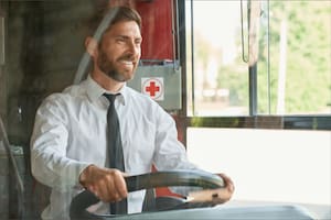 Cómo aplicar para ser chofer de autobús en abril 2026