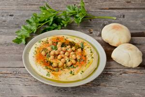 Hummus de garbanzos al estilo israelí