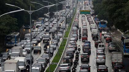 El tráfico, uno de los mayores problemas de las grandes ciudades