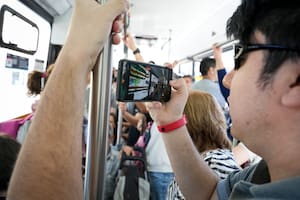 El Trambús realizó su recorrido inaugural por la ciudad: el veredicto de los pasajeros