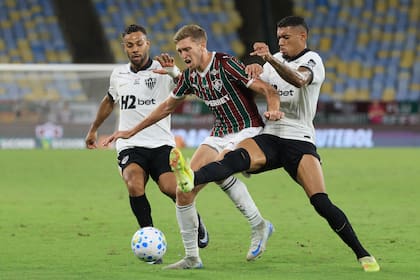 El tranco y el aguante de Rodrigo Castillo ya empezó a complicar a los brasileños: Atlético Mineiro debió lidiar contra su buena actualidad a lo largo de los 90 minutos.