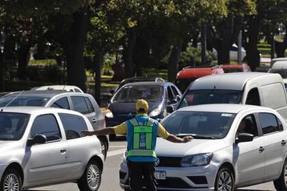 El tránsito en la Ciudad se vio demorado en algunos puntos debido a la protesta de los micros de larga distancia con permisos de turismo