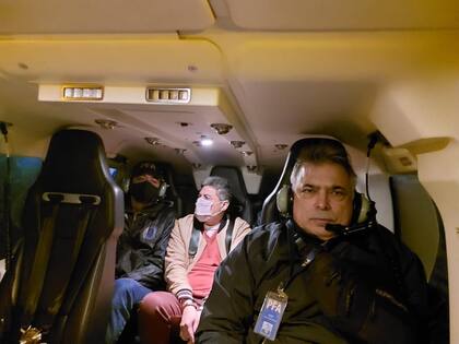 El traslado de Marco Antonio Estrada Gonzales, alias Marcos, desde su lugar de detención hacia el areopuerto de Ezeiza, desde donde sería deportado a Perú