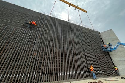 El trazado en California generó más de 15.000 empleos y un impacto económico estimado en US$22.000 millones, según datos oficiales del proyecto