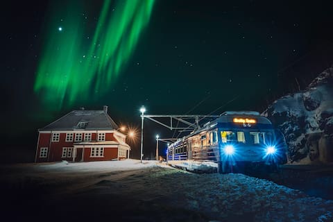 Un nuevo tren en busca de auroras boreales en el norte de Noruega