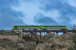 Un tren patagónico que recorre un paisaje de ensueño volverá a funcionar parcialmente a partir de abril