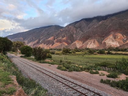 El tren recorrerá inicialmente desde Volcán hasta Maimará