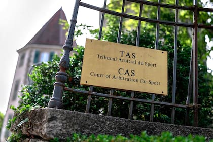 El Tribunal Arbitral del Deporte, en Lausana, empieza a ver peligrar su autoridad para dirimir litigios en Europa