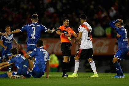 El Tribunal de Disciplina de la AFA le quitó la segunda amarilla a Nicolás Domínguez, de Vélez