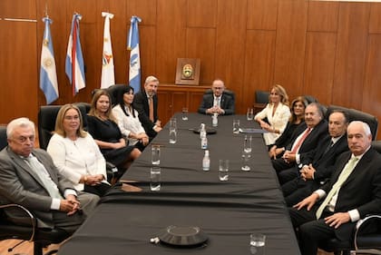 El Tribunal de Justicia de Entre Ríos en una reunión con el gobernador Frigerio