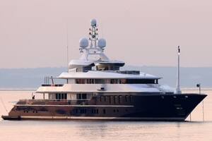 El imponente yate que Tom Cruise alquila por U$s630 mil a la semana para sus lujosas vacaciones
