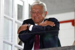 López Obrador se bajará el sueldo: ganará 60% menos que Peña Nieto