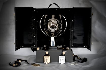 El trofeo que está en juego en la Supercopa Internacional entre River y Talleres