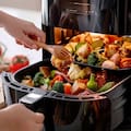 Diego Fernández, ingeniero químico: “Bicarbonato y agua caliente, las claves para limpiar la Airfryer; es lo más fácil”