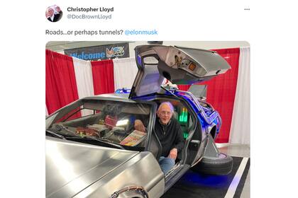 El tuit de Christopher Lloyd que mencionó a Elon Musk