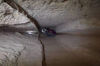 El túnel es una de las tantos descubrimientos que la expedición arqueológica dirigida por Kathleen Martínez halló en la zona del templo Taposiris Magna